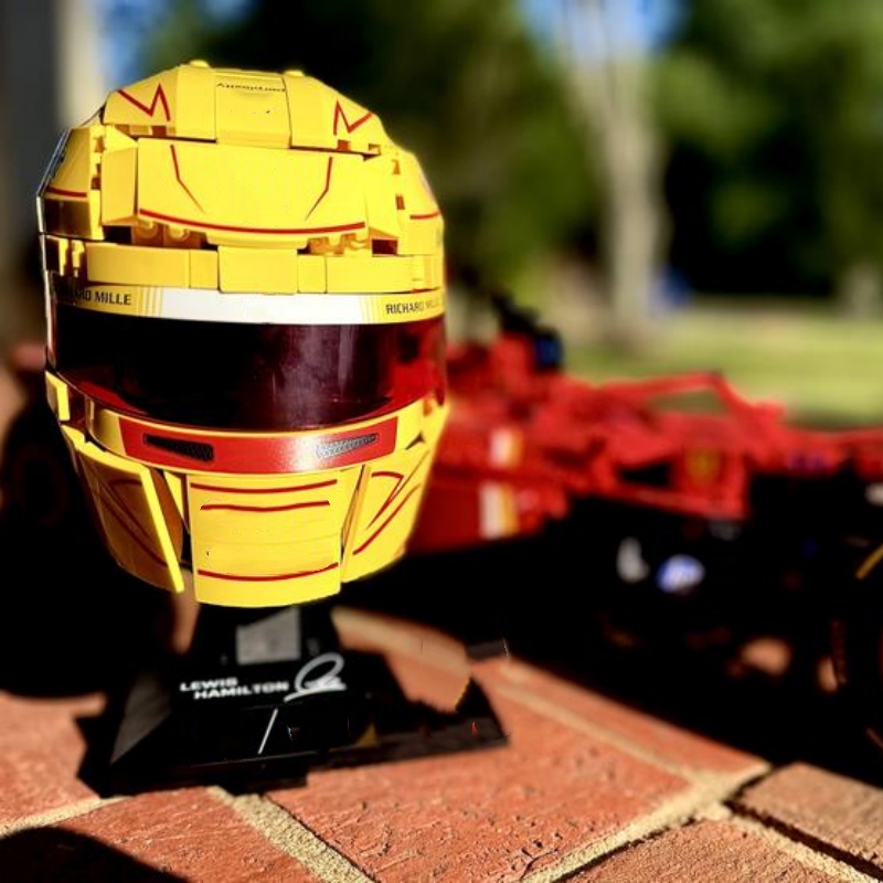 884pcs Bricks Moc Scuderia HP  - Kids Toys John Lewis recension och pris